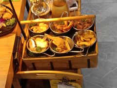 -一朵菌·野生菌探索家火锅(南亚店)