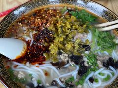 -肇兴特色牛肉粉