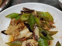 -老妈疙瘩汤·平价海鲜专门店·老威海菜(渔港路店)