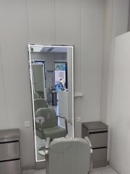 -PE SALON