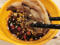 -一席地·本地鸡窝·杭帮鸡火锅(萧山银隆百货店)