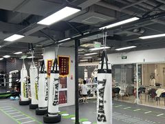 -拳力汇散打搏击泰拳俱乐部(绿地缤纷城店)