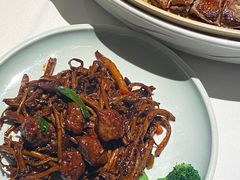 -八府香鸭(华山路店)