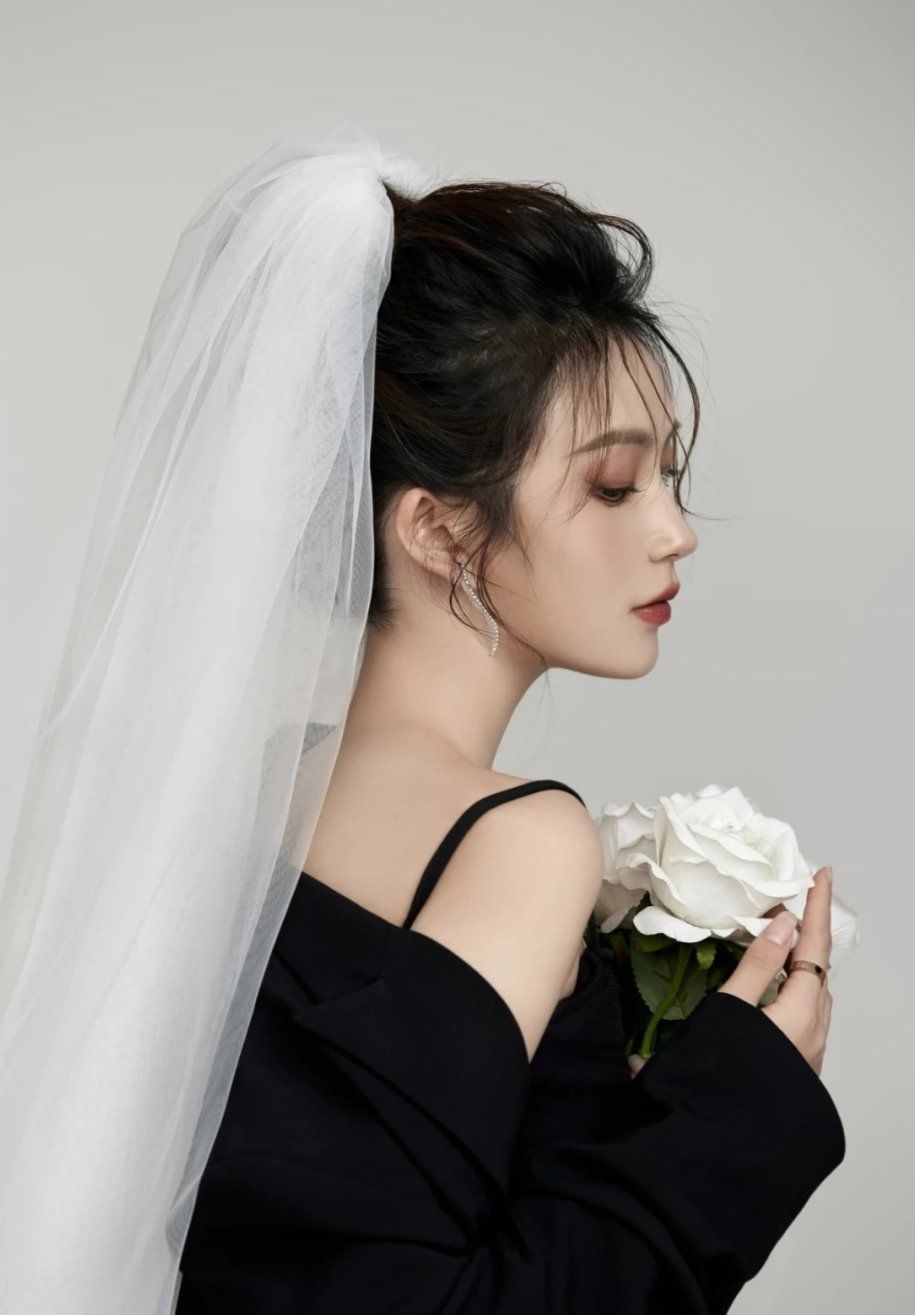 少女必拍的甜酷风西装头纱写真