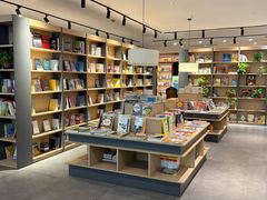 -魔方城市书房(中街益田店)