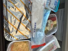 -东方航空(虹桥路店)