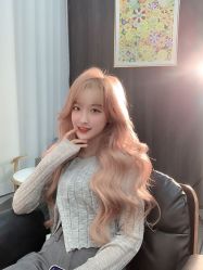 -东秀护肤造型