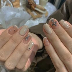 -M·X Nail日式美甲美睫