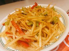 皱皮椒韭菜花炒洋芋丝-云海肴·汽锅鸡·云南菜(天山百盛优客店)