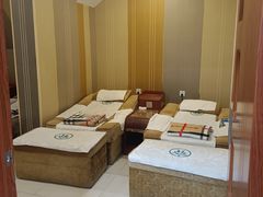 -东楠湾足浴·24H(金平路店)