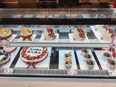 -花花卷卷·鲜食蛋糕(静安久光百货店)