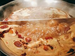 -湊湊火锅·茶憩(打浦桥日月光店)