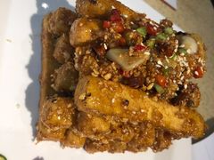 -铜锣湾·有麝自然香(重庆新天地店)