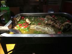 清江鱼-令狐冲·炭烤活鱼(宝龙店)