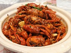 -肥肥虾庄·金牌油焖大虾(汉街SKP店)