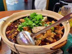 臭豆腐肥肠鸡煲-谢记上海大排档(长寿路店)