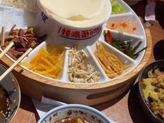 -怪噜范·老贵阳街头名小吃(汇金星力城店)