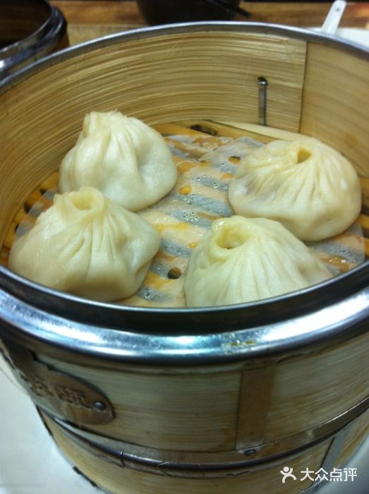王家沙点心店(南京西路总店)蟹粉小笼图片