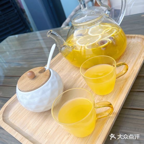 叁友书屋欣阅西餐厅(华商国际城店)