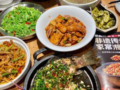 -聚鑫朋酸菜肥肠(九龙仓店)