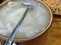 -一品红烧鸭特色川菜(三岔湖店)