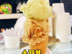-MADO冰淇淋咖啡馆(淘金店)
