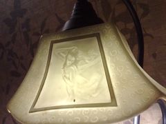 单间内的台灯-成桂西餐厅·42年的味道(五大道疙瘩楼店)