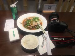 -成都你六姐·牛肉冒菜(城市集市合生汇店)