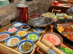 -周小明火锅(黑金冠社区店)