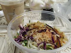 -瑞幸咖啡(东直门枢纽店)