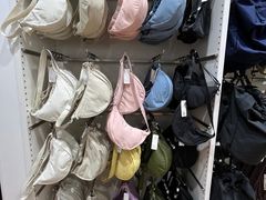 -优衣库(青岛万象城店)