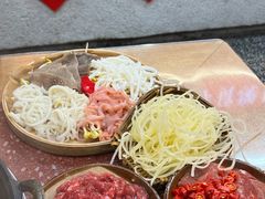 -赵美丽·重庆社区火锅·直营店(火车东站·中豪国际店)