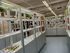 -无奔眼镜·蔡司·依视路授权店(马家堡店)