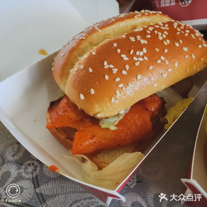 肯德基(格尔木世邦店)新奥尔良烤鸡腿堡图片