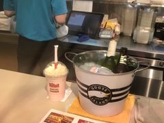 -The Habit Burger Grill 哈比特汉堡(爱琴海店)