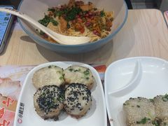 -小杨生煎(浦江欢乐颂店)