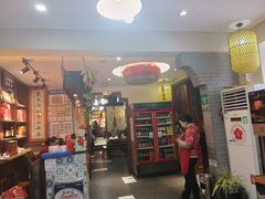 -蓝田九大碗民俗食府(蓝田店)