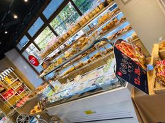 -85度C(生甜甜圈研究工坊·上海平凉店)