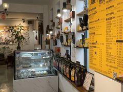 -唐咖精品咖啡(大理古城手冲店)