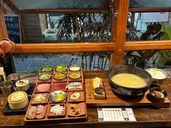 -银米·云南传统过桥米线(双廊黑金冠店)