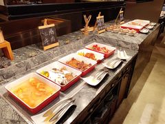 自助取餐区-金海湾自助餐厅(金陵饭店)