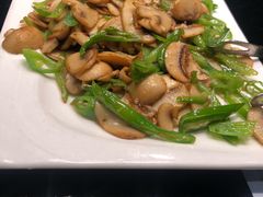 尖椒小蘑菇-真味汤馆(汽博店)