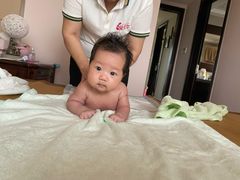 -爱贝尔高端月嫂(母婴护理)