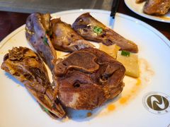 -南郊宾馆·风味自助餐厅·山东十六地市特色菜