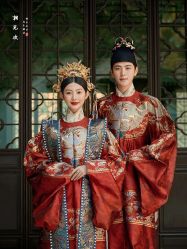 -莫兰迪婚纱摄影