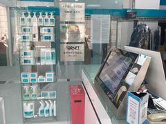 -福奈特洗衣洗鞋(宝山一二八纪念路店)