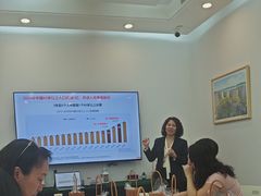 -广州周大福金融中心