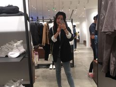 -URBAN REVIVO(上海中庚漫游城店)