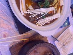 -霄汉牛三鲜湖北砂锅菜(万松园2店)