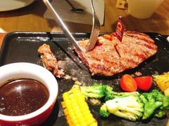 -必胜客(WOW中心城店)